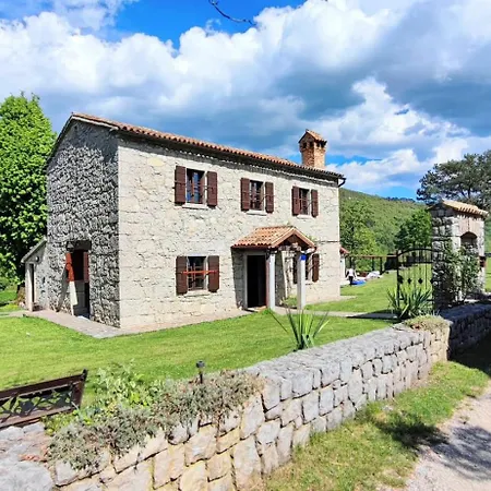 Peaceful Ida&mirko In Nature With Private Pool Villa Roč