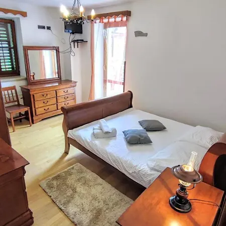 Villa Peaceful Ida&mirko In Nature With Private Pool Roč